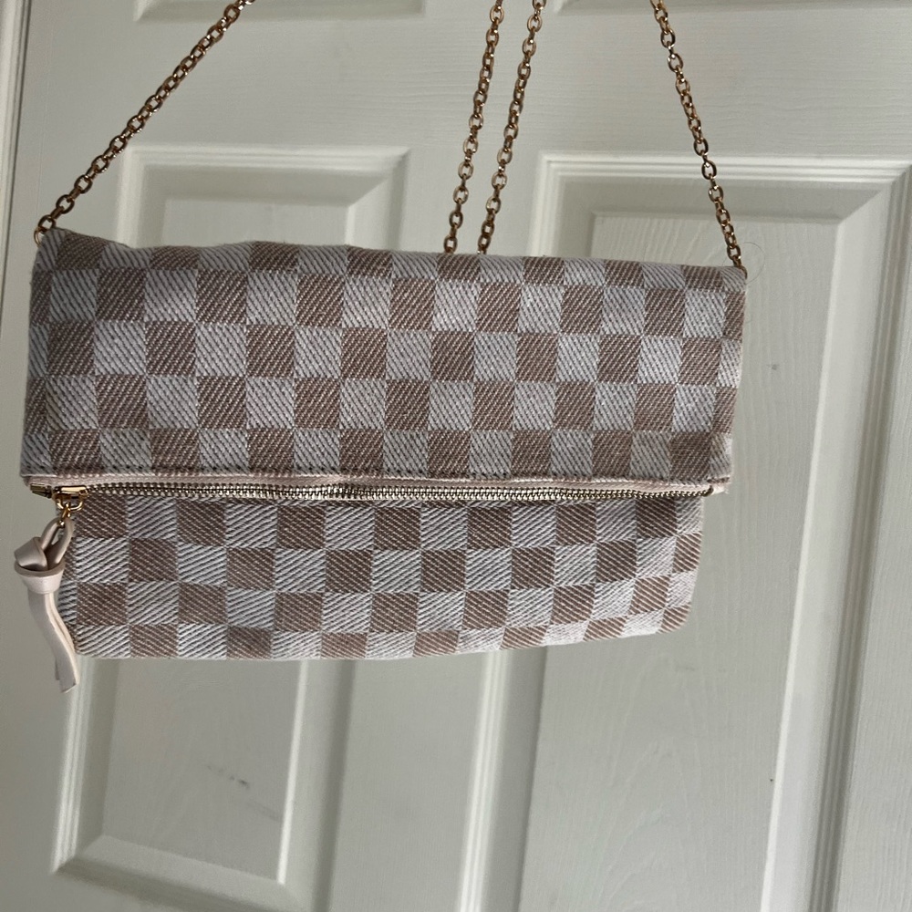 Checkered clutch